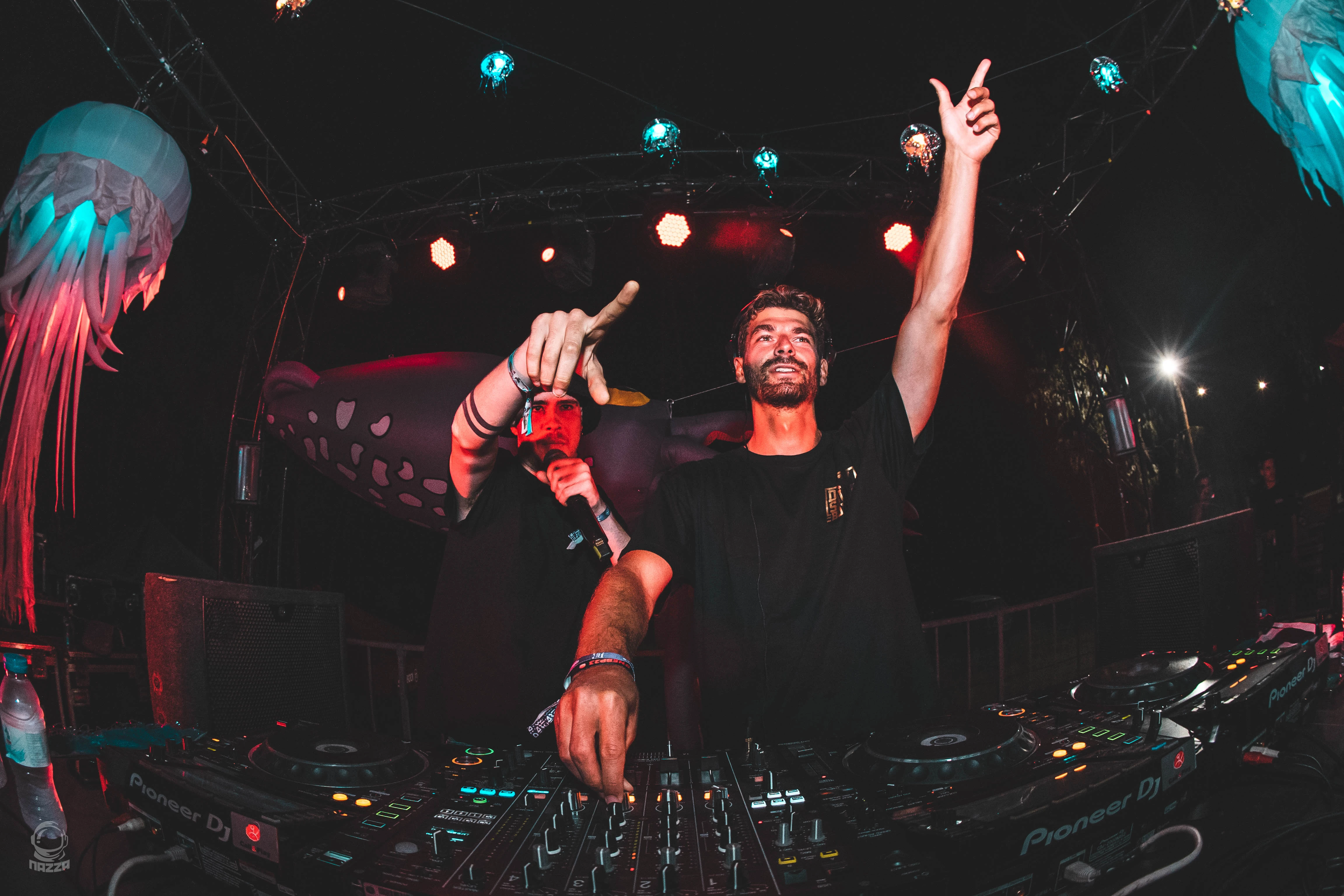 Foto de imprensa dos Dirty Sound Boys